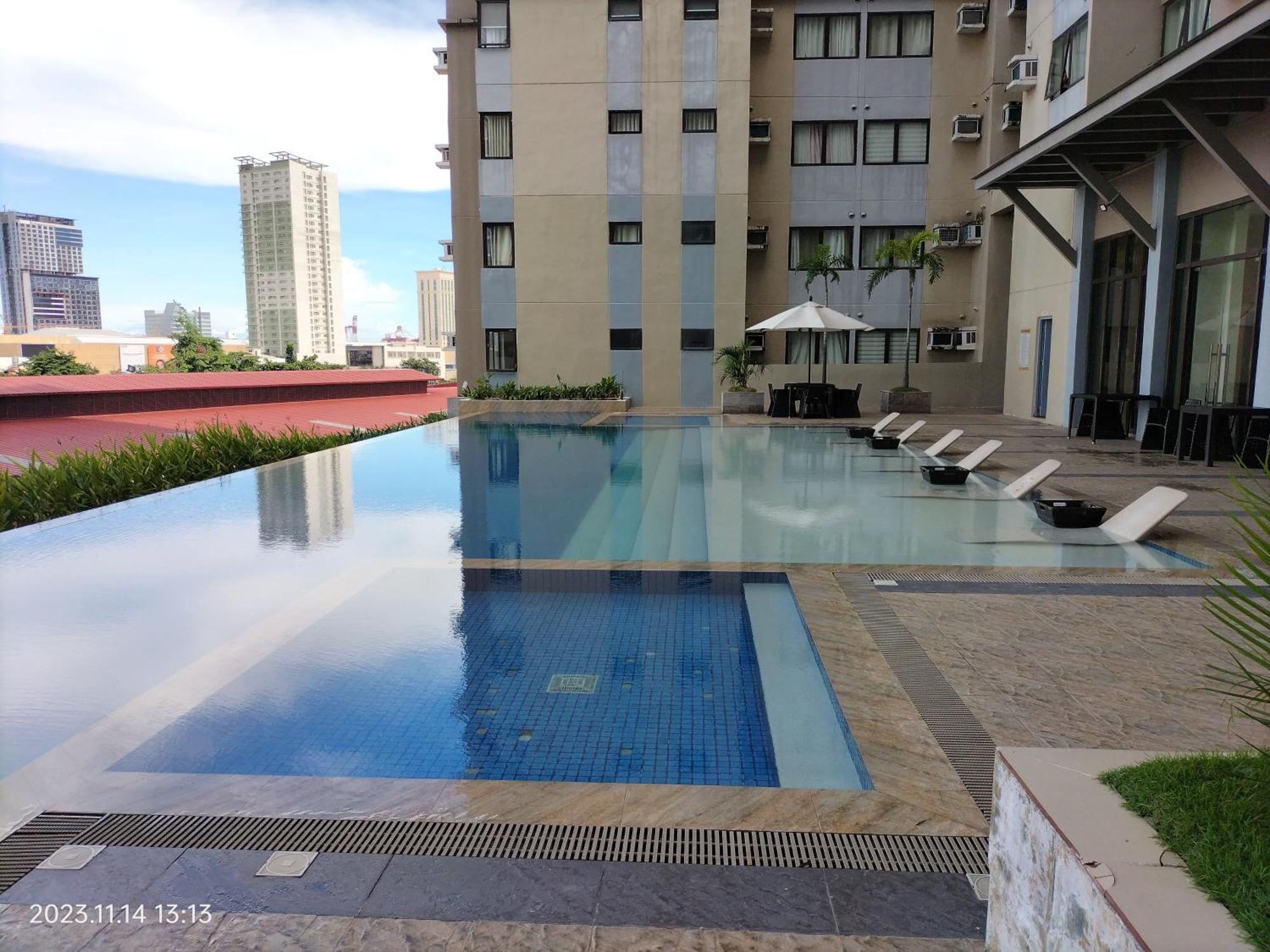 Cozy 1233 The Persimmon Studio Near Sm And Ayala Cebu Exterior foto