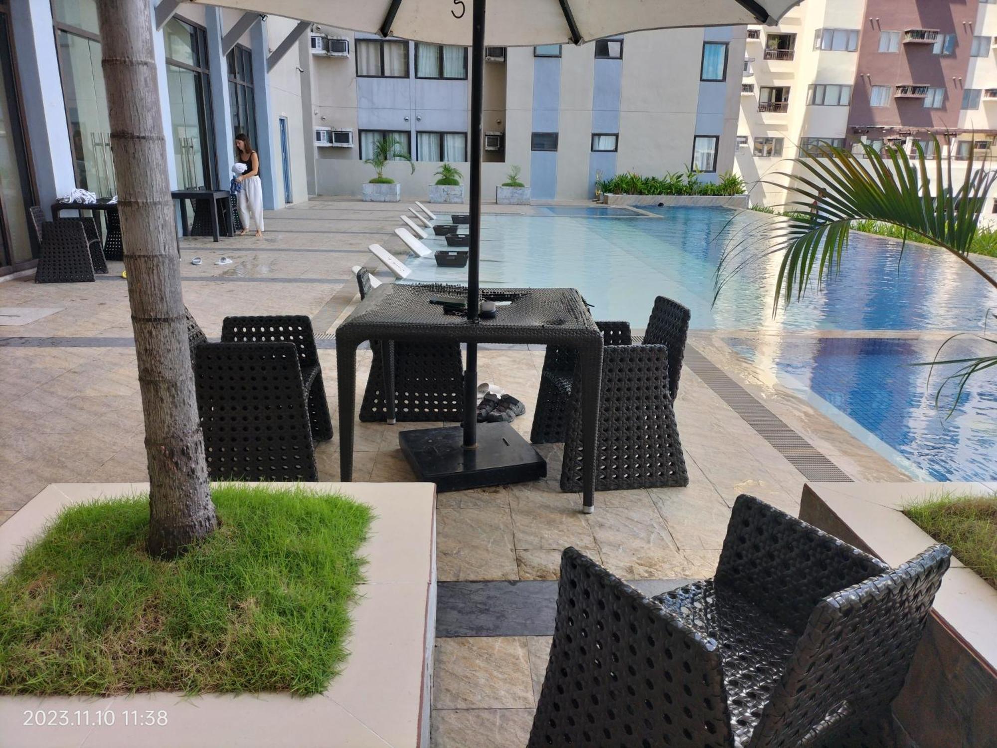 Cozy 1233 The Persimmon Studio Near Sm And Ayala Cebu Exterior foto